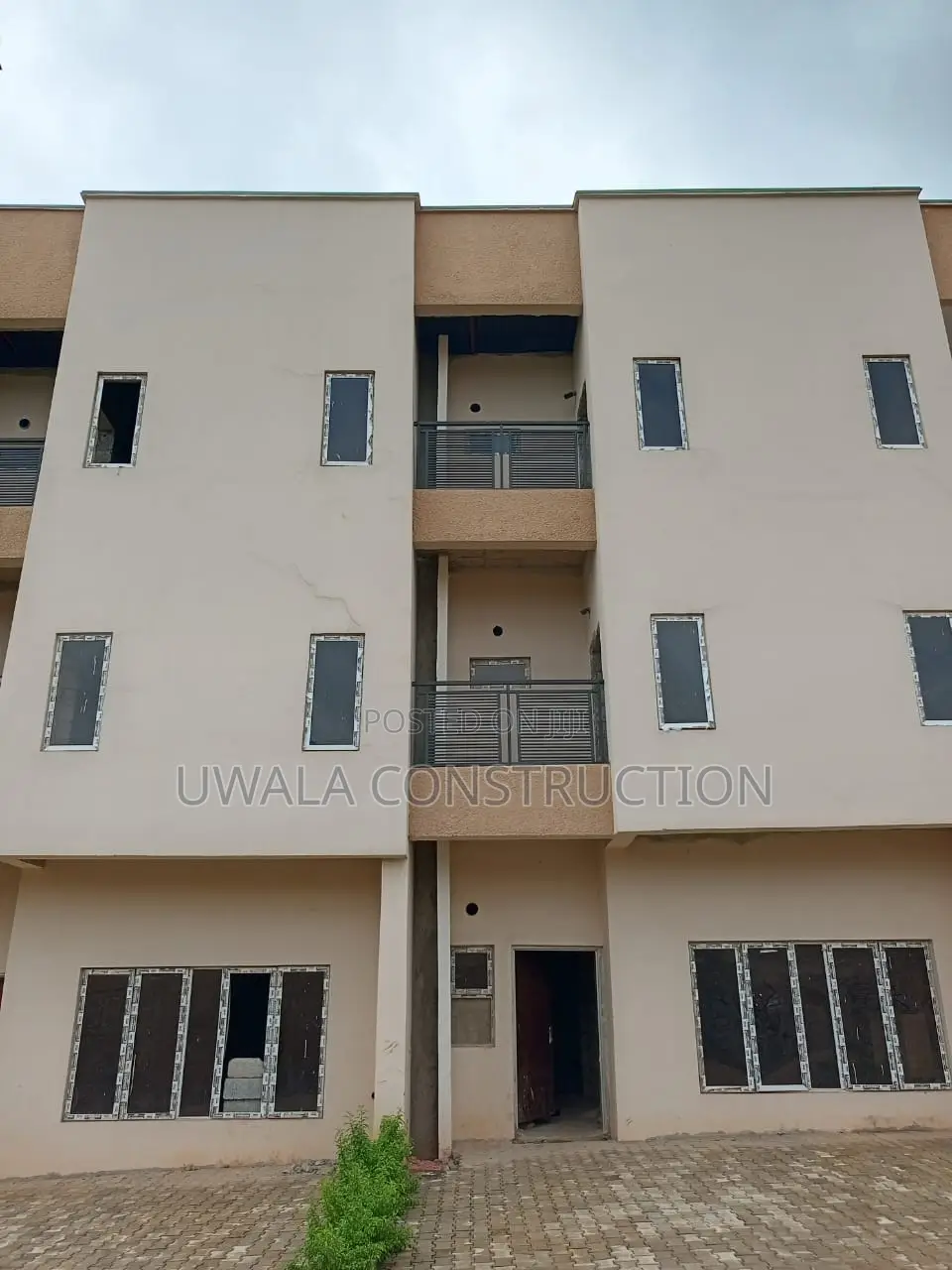 4bdrm Apartment in Asokoro for sale in Asokoro