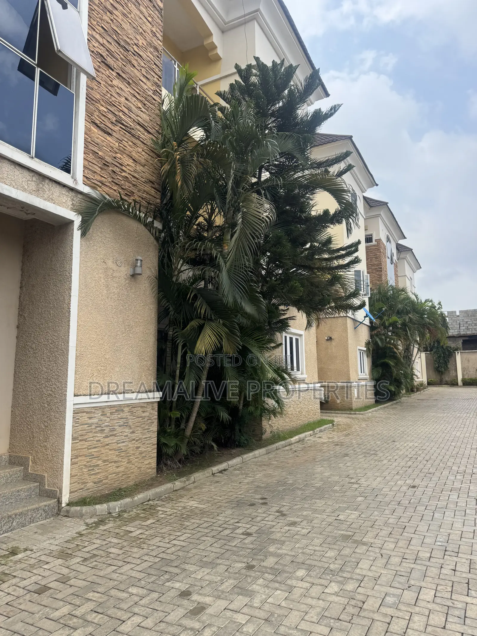 3bdrm Apartment in Life Camp for rent in Life Camp