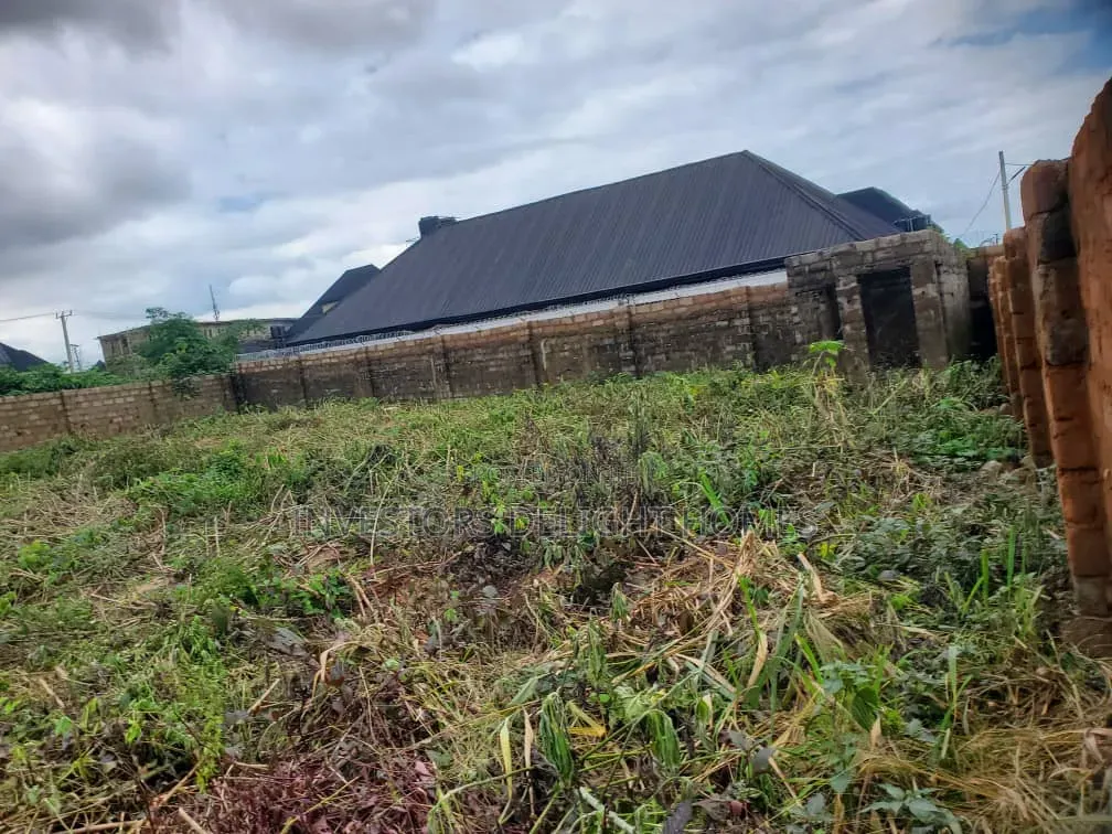 Residential/Commercial Land for Sale in Oshimili North
