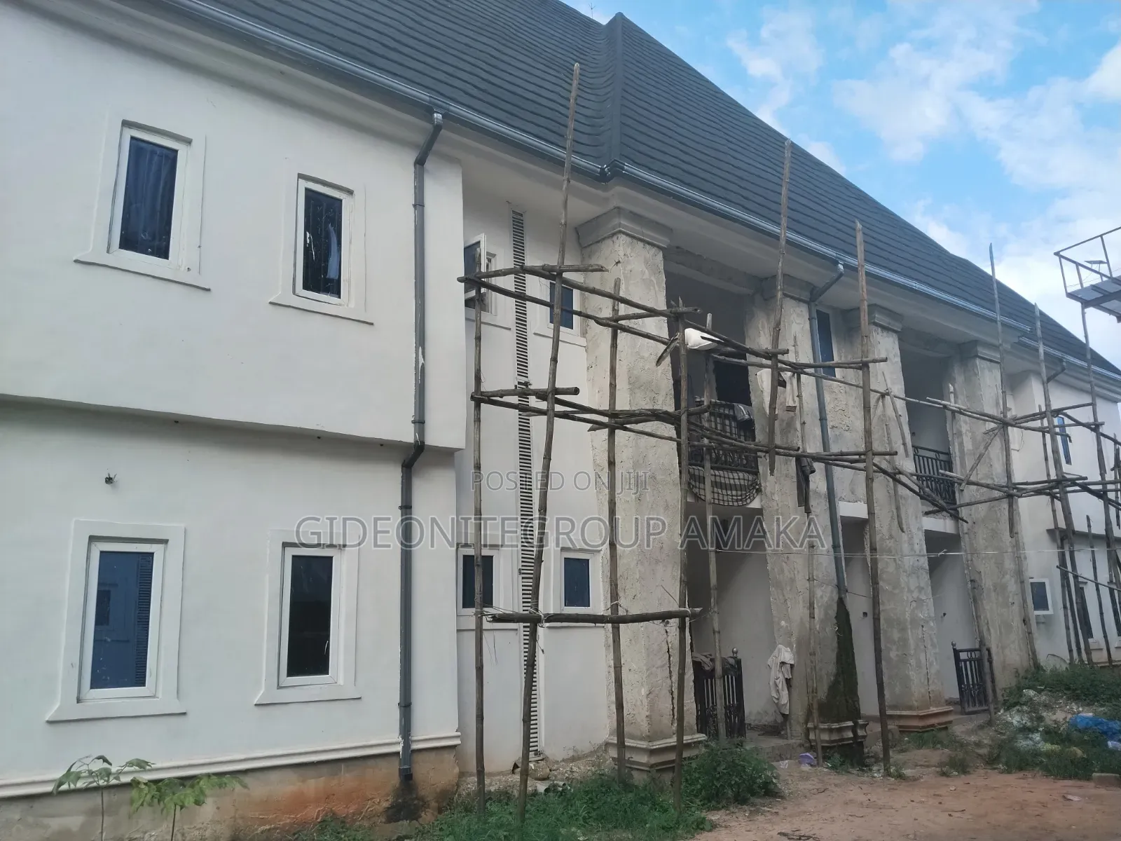16bdrm House in Obadudu Road, Ethiope East for sale in Ethiope East