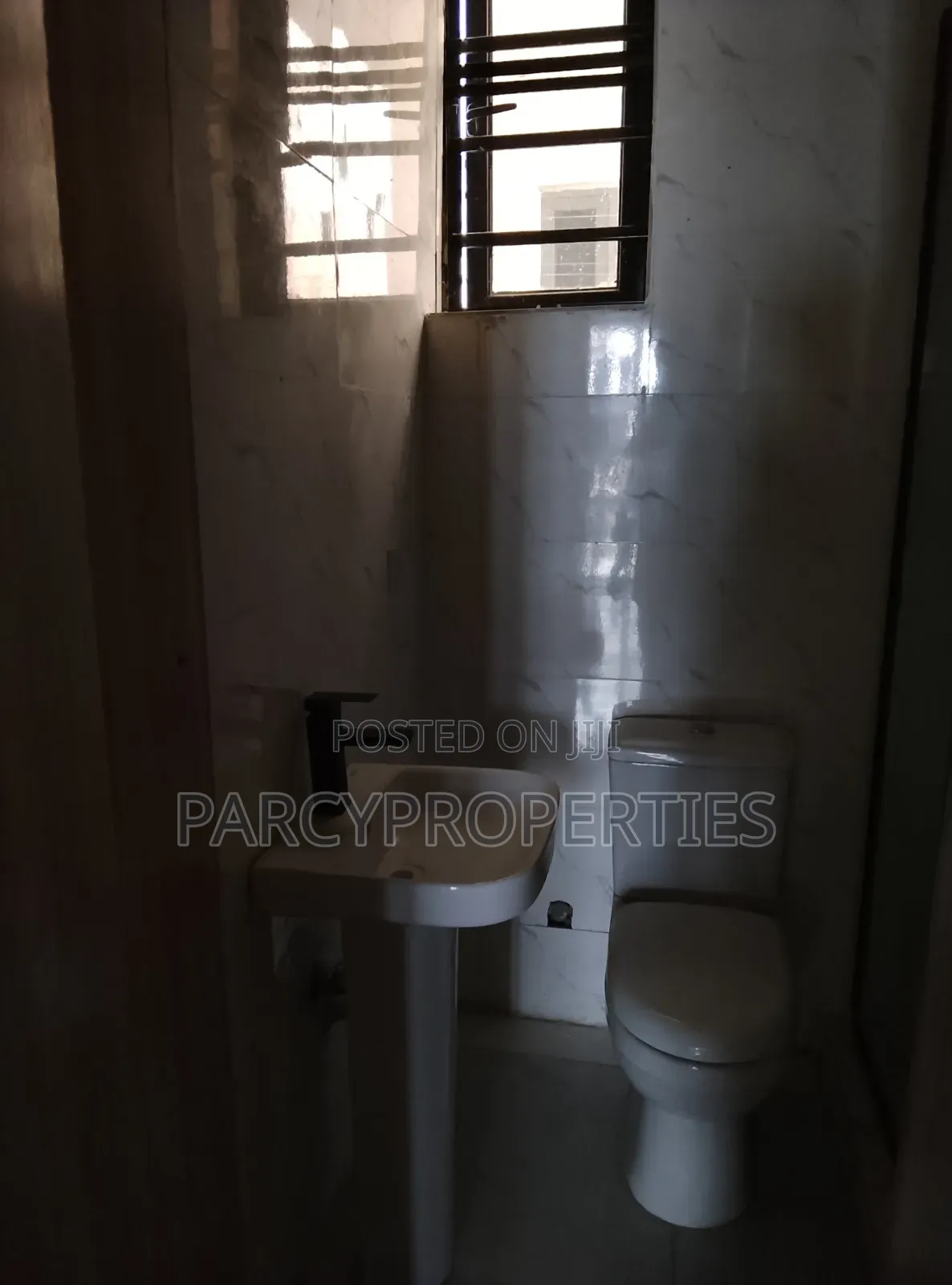 3bdrm Duplex in Lekki Expressway for sale in Lekki Expressway