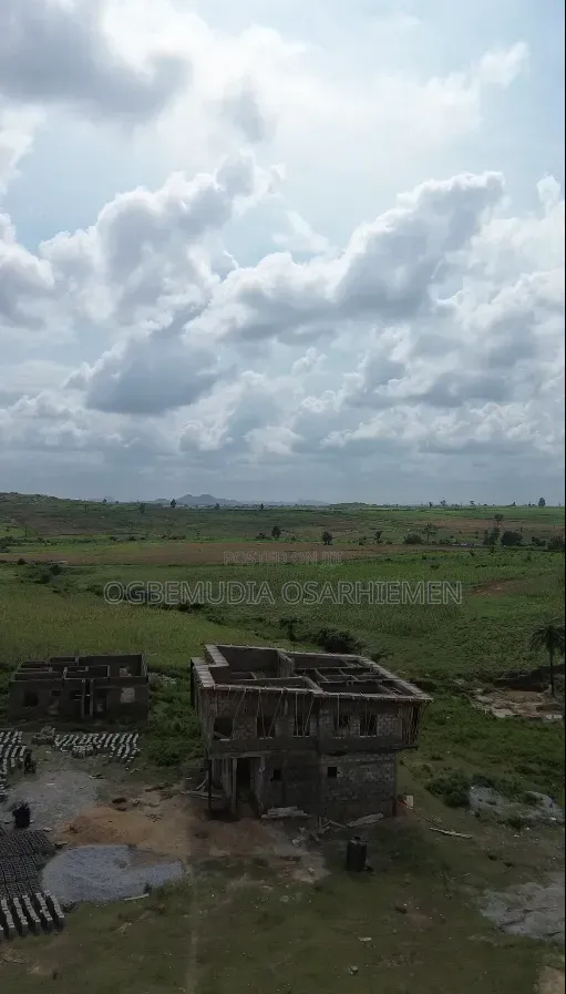 250sqm Estate Land for 4 Bedroom Terrace Duplex With RofO in Idu