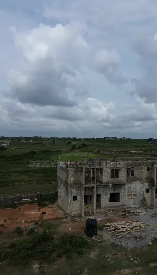 350sqm Estate Land for 3 Bedroom Semi Detached Duplex With BQ, RofO in Idu