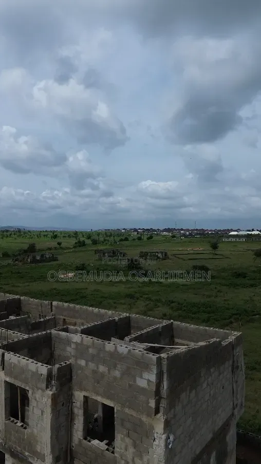 500sqm Estate Land for 5 Bedroom Detached Duplex With BQ With RofO in Idu