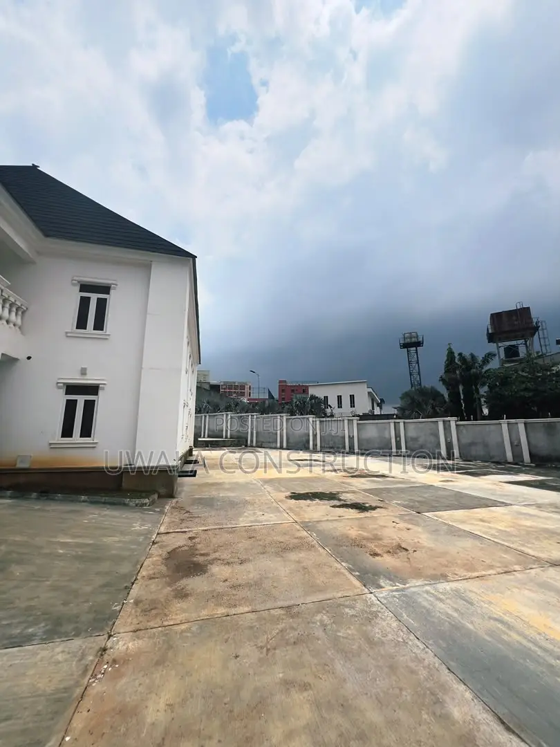 6bdrm Duplex in Guzape District for sale in Guzape District