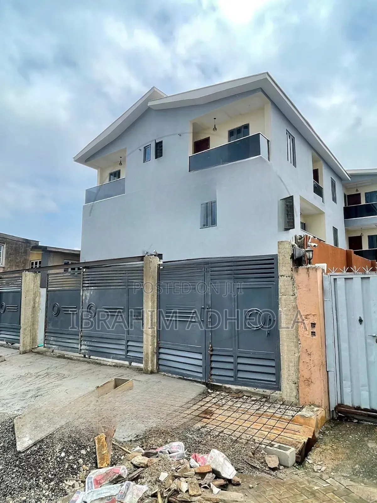4bdrm Duplex in Ifako for sale in Ifako-Gbagada
