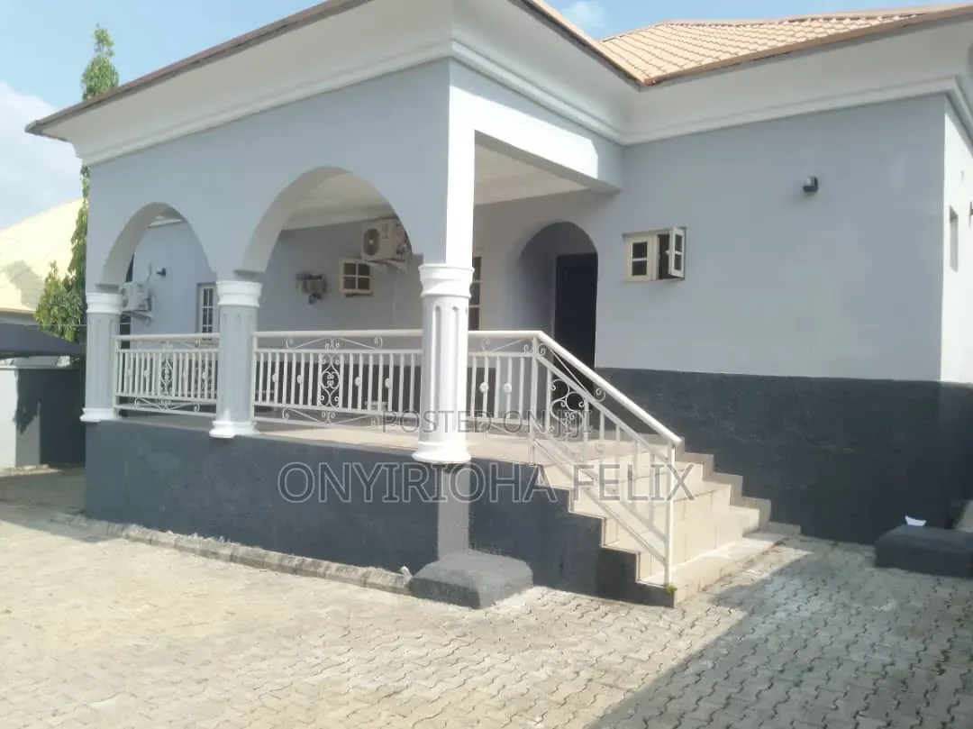3bdrm Bungalow in Gwarinpa 6Th Avenue, Bunkoro for rent in Bunkoro