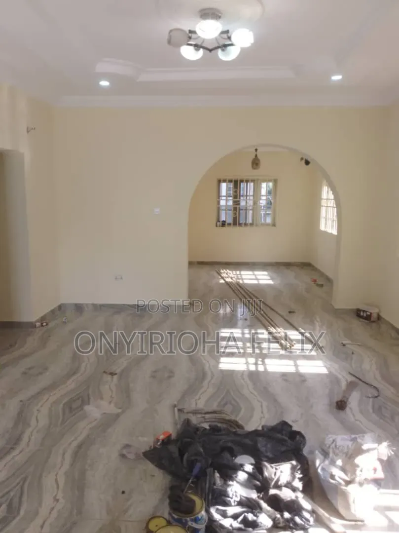 3bdrm Bungalow in Gwarinpa 6Th Avenue, Bunkoro for rent in Bunkoro