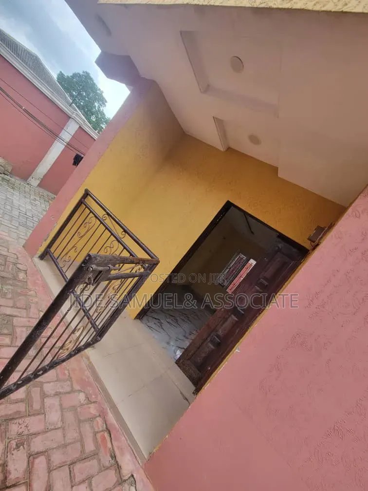 Furnished Mini Flat in Ayobo for rent in Ayobo