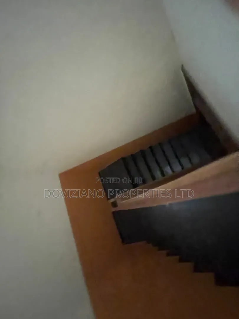 4bdrm Duplex in Alausa for rent in Alausa
