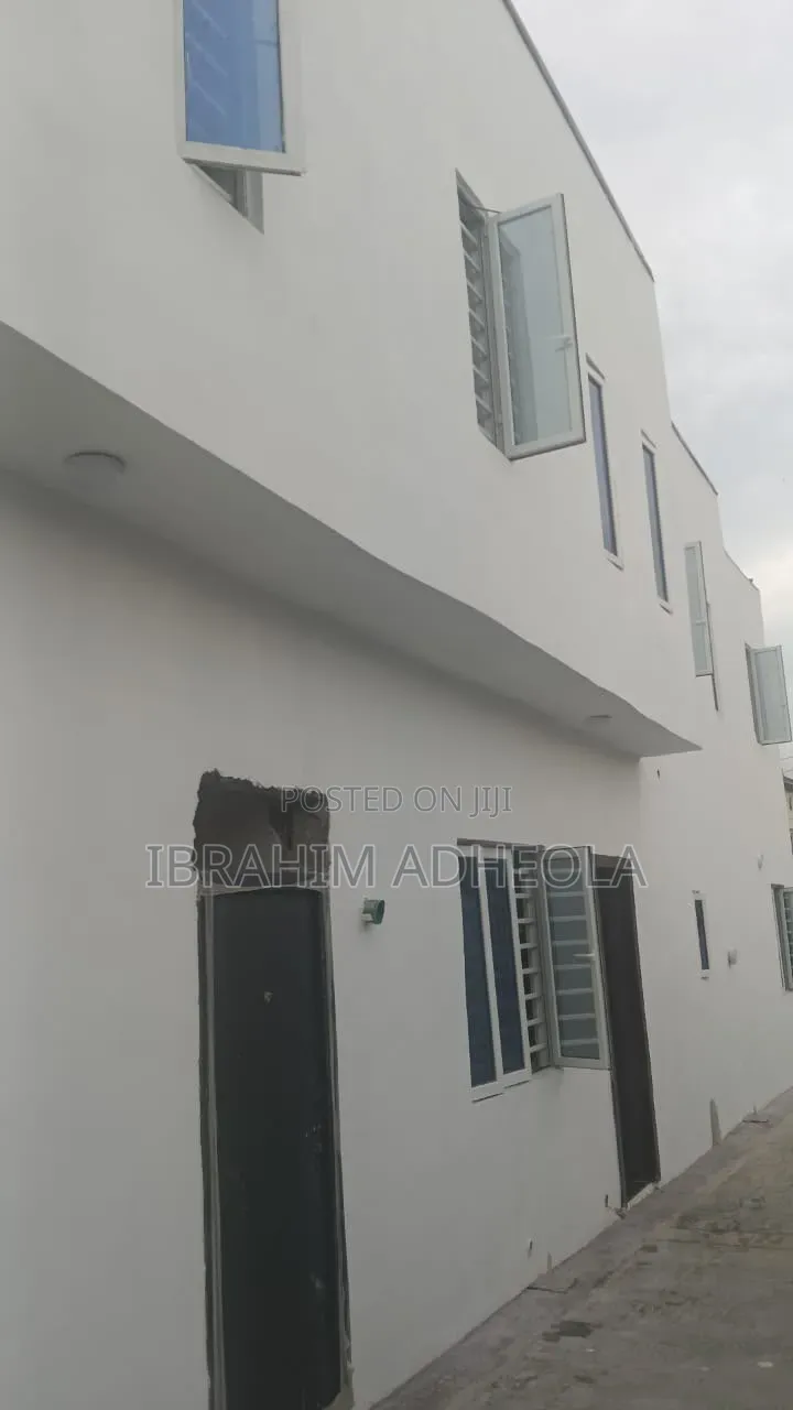 4bdrm Duplex in Glory Land, Isheri / Egbe Idimu for sale in Isheri / Egbe Idimu
