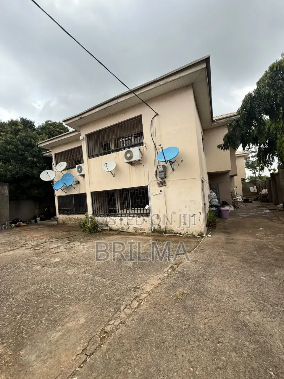 12bdrm Apartment in Zone 6 / Wuse for sale in Zone 6 / Wuse