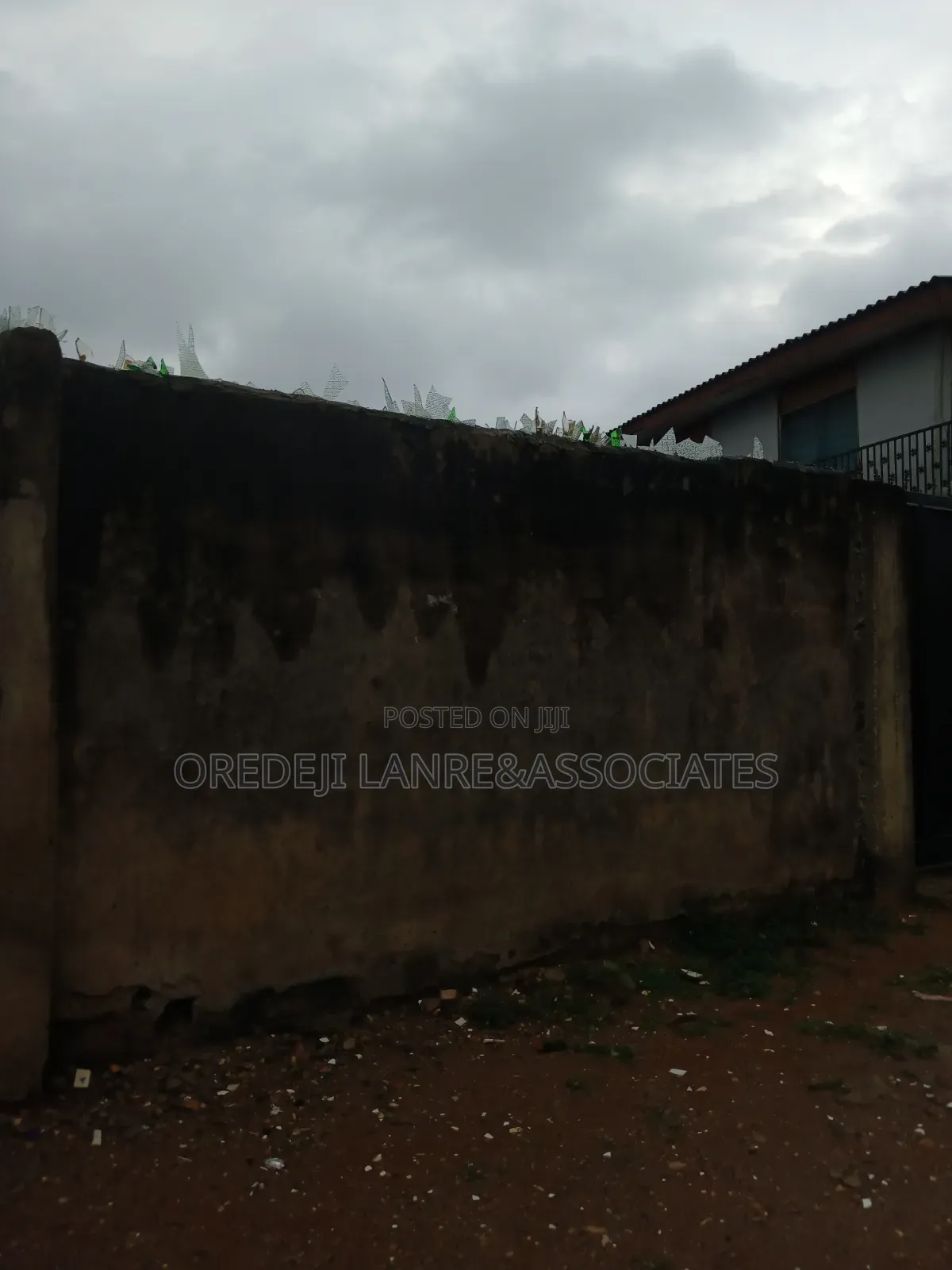 5bdrm Bungalow in Off Oguntade, Iju-Ishaga for sale in Iju-Ishaga