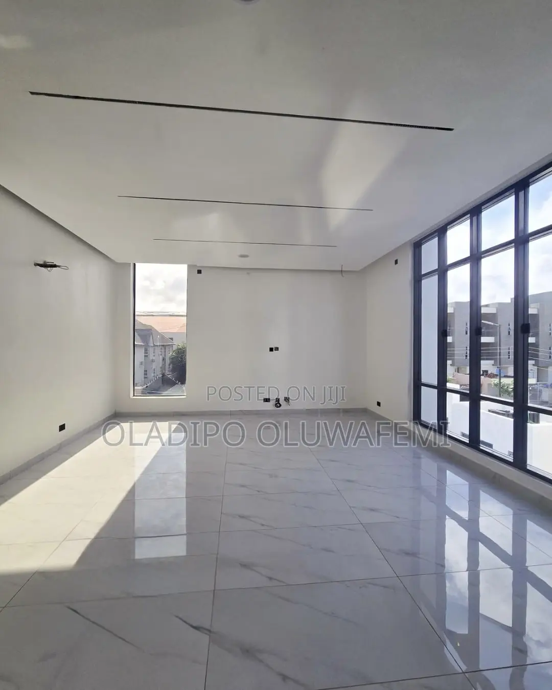 4bdrm Duplex in Lekki Phase 1 for sale in Lekki Phase 1