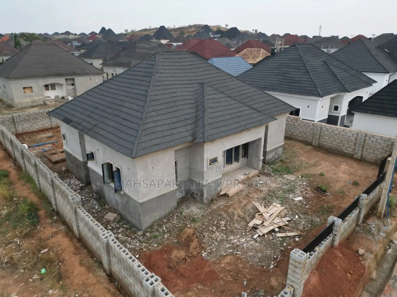 3bdrm Bungalow in Verizon Estate, Dawaki for sale in Dawaki