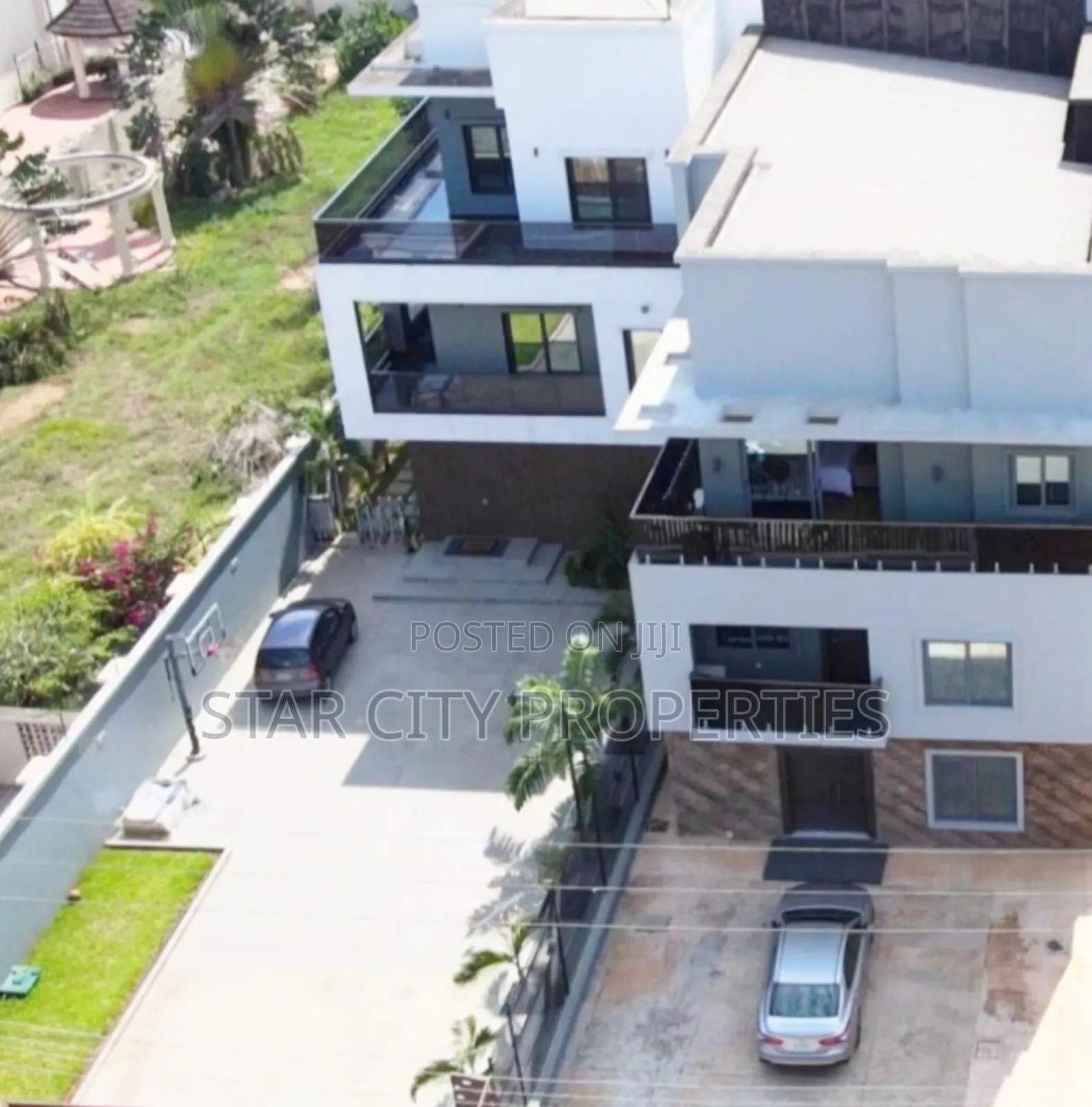 6bdrm Duplex in Ikeja Gra Lagos for sale in Ikeja GRA