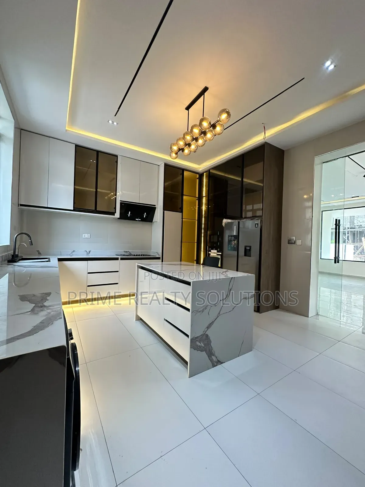 5bdrm Duplex in Lekki Expressway for sale in Lekki Expressway