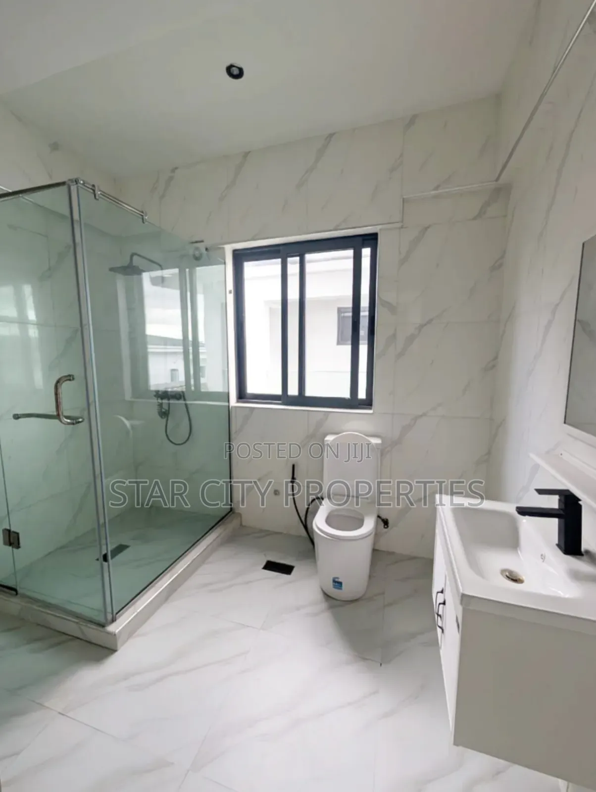 5bdrm Duplex in Ikeja Gra for sale in Ikeja GRA