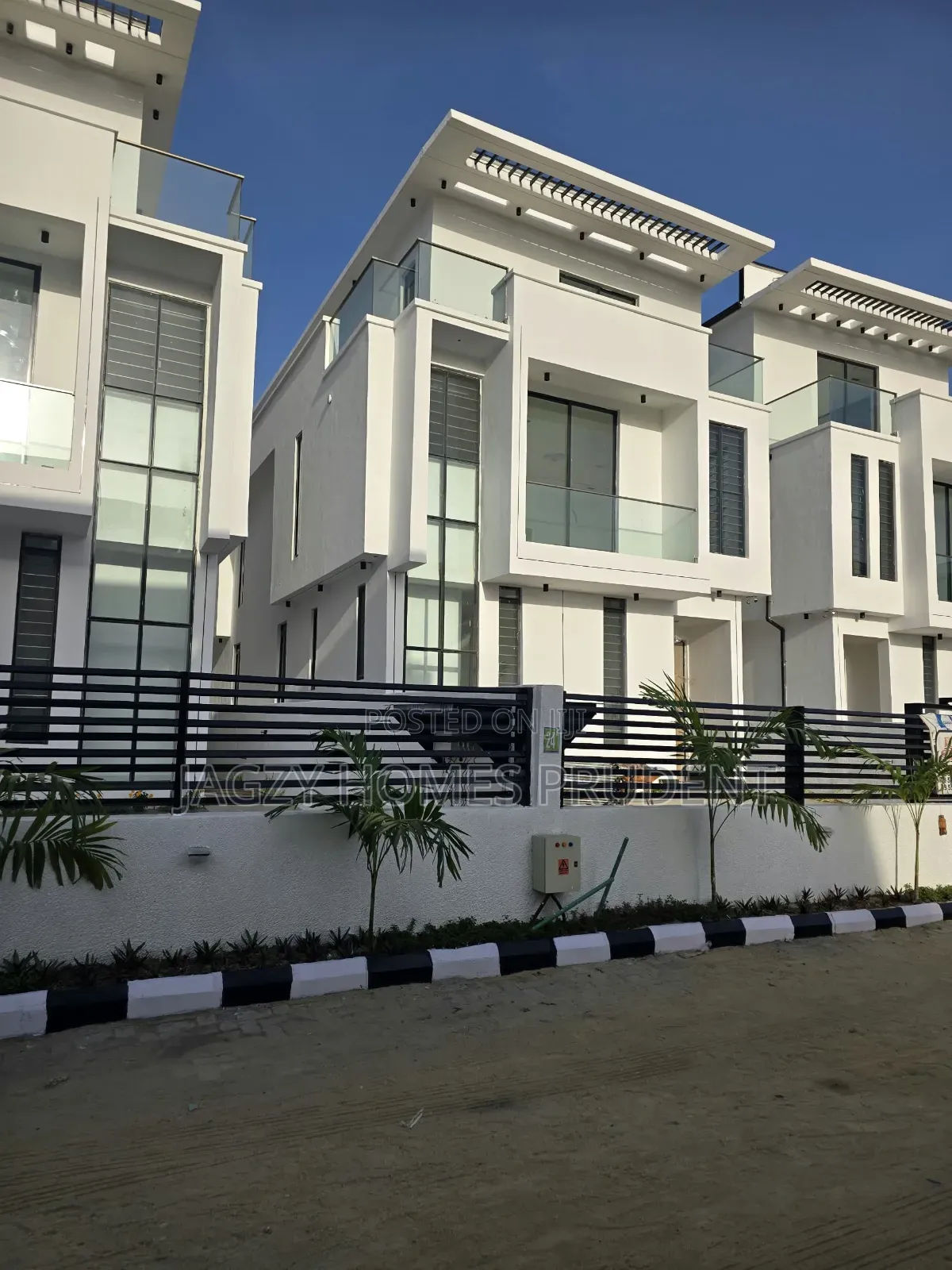 5bdrm Duplex in Daffodil Garden, Lekki Expressway for sale in Lekki Expressway