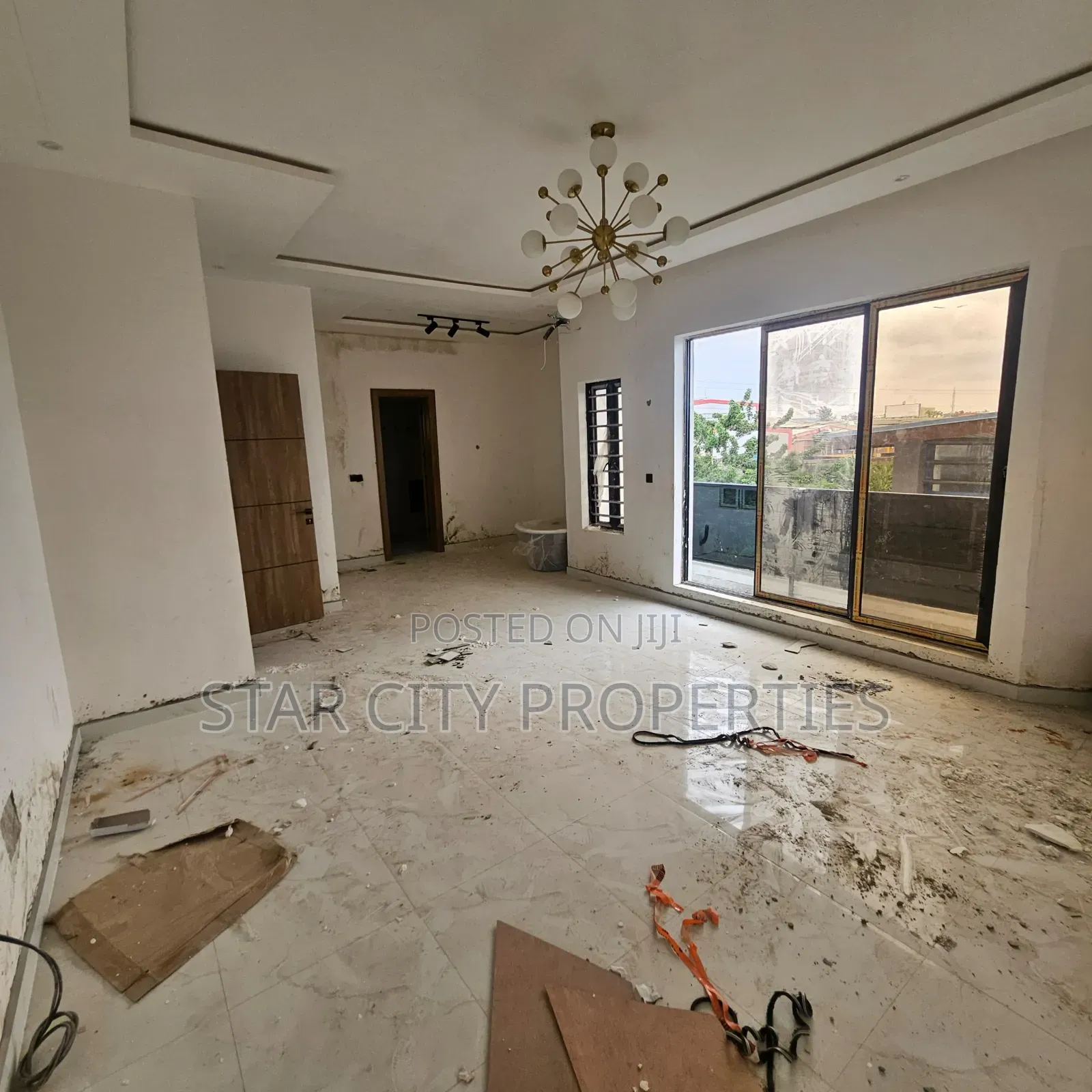 5bdrm Duplex in Ikeja, Adeniyi Jones for sale in Adeniyi Jones