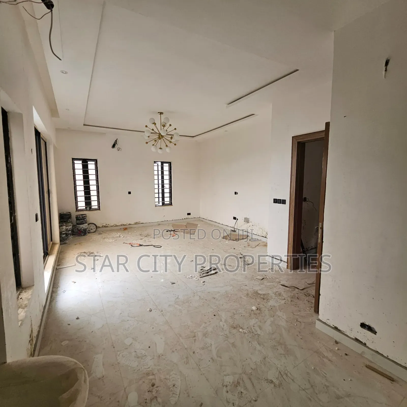 5bdrm Duplex in Ikeja, Adeniyi Jones for sale in Adeniyi Jones