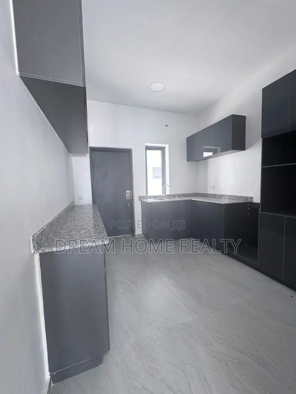 4bdrm Duplex in Lekki Phase One for sale in Lekki Phase 1