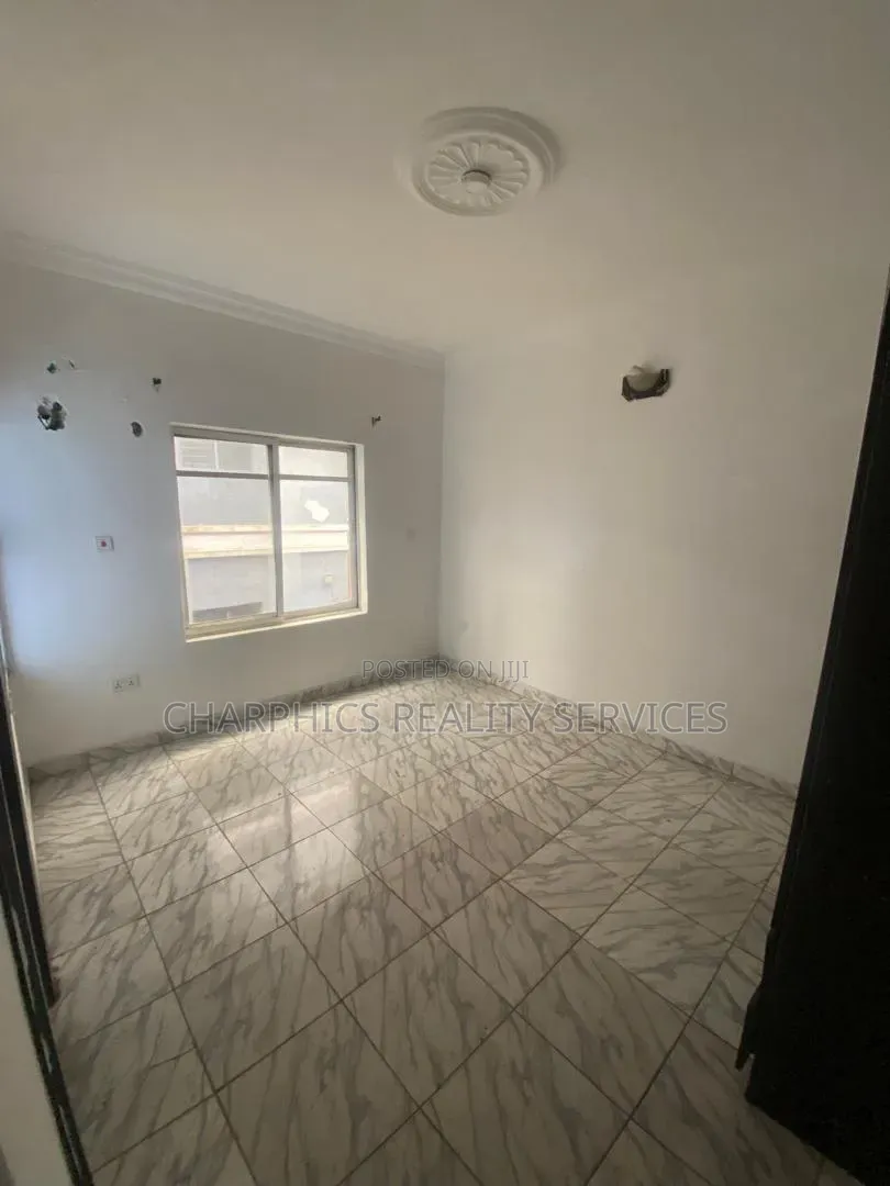 2bdrm Apartment in Lekki Phase 1 for rent in Lekki Phase 1