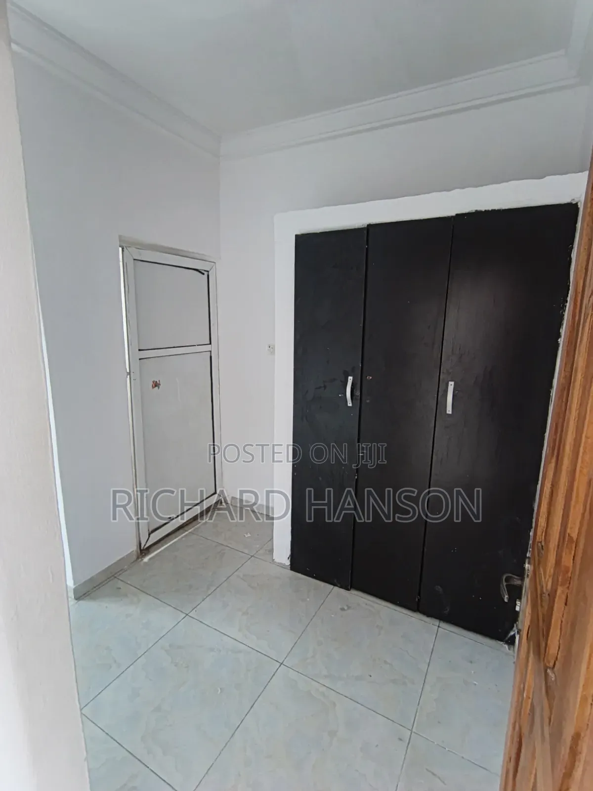 Mini Flat in Secured, Off Lekki-Epe Expressway for rent in Off Lekki-Epe Expressway