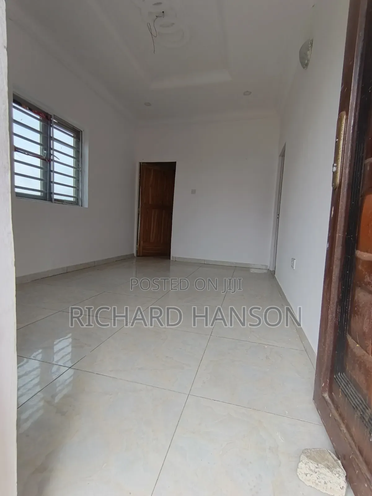 Mini Flat in Secured, Off Lekki-Epe Expressway for rent in Off Lekki-Epe Expressway