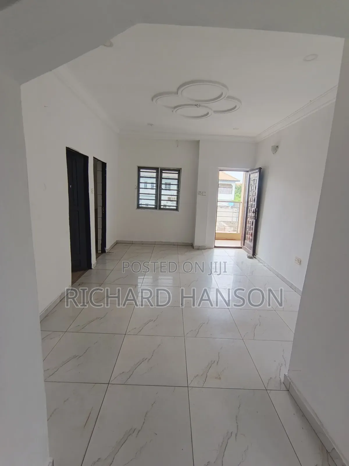 2bdrm Apartment in Secured, Off Lekki-Epe Expressway for rent in Off Lekki-Epe Expressway