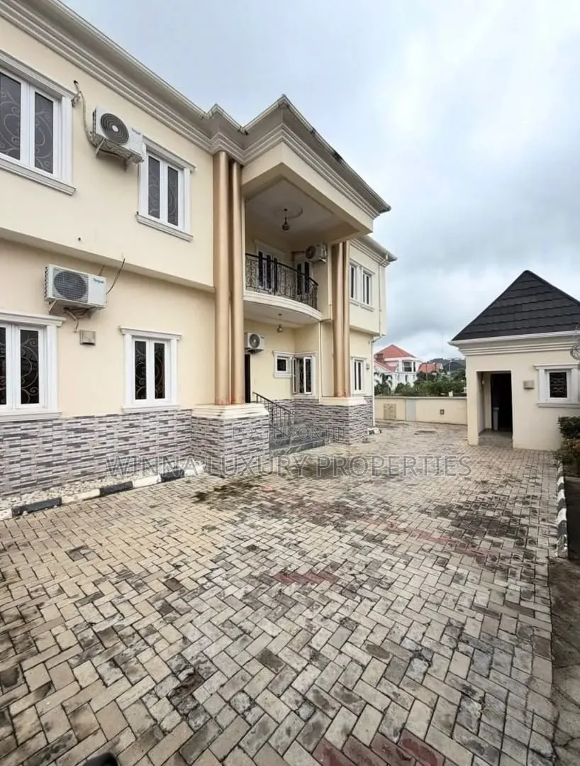 8bdrm Duplex in Guzape for rent in Guzape District
