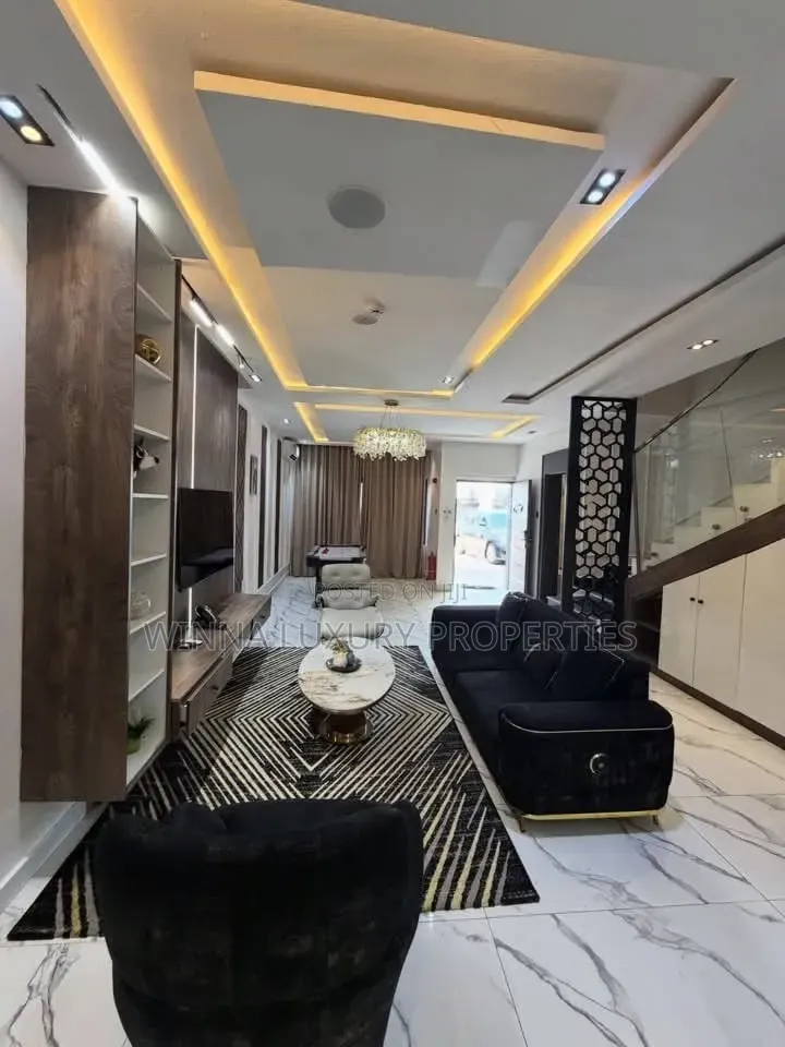 Furnished 5bdrm Townhouse / Terrace in Katampe Main for rent in Katampe (Main)