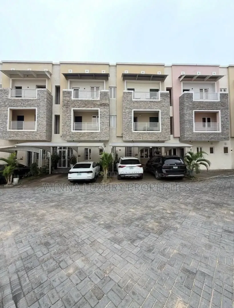 5bdrm Townhouse / Terrace in Guzape for rent in Guzape District