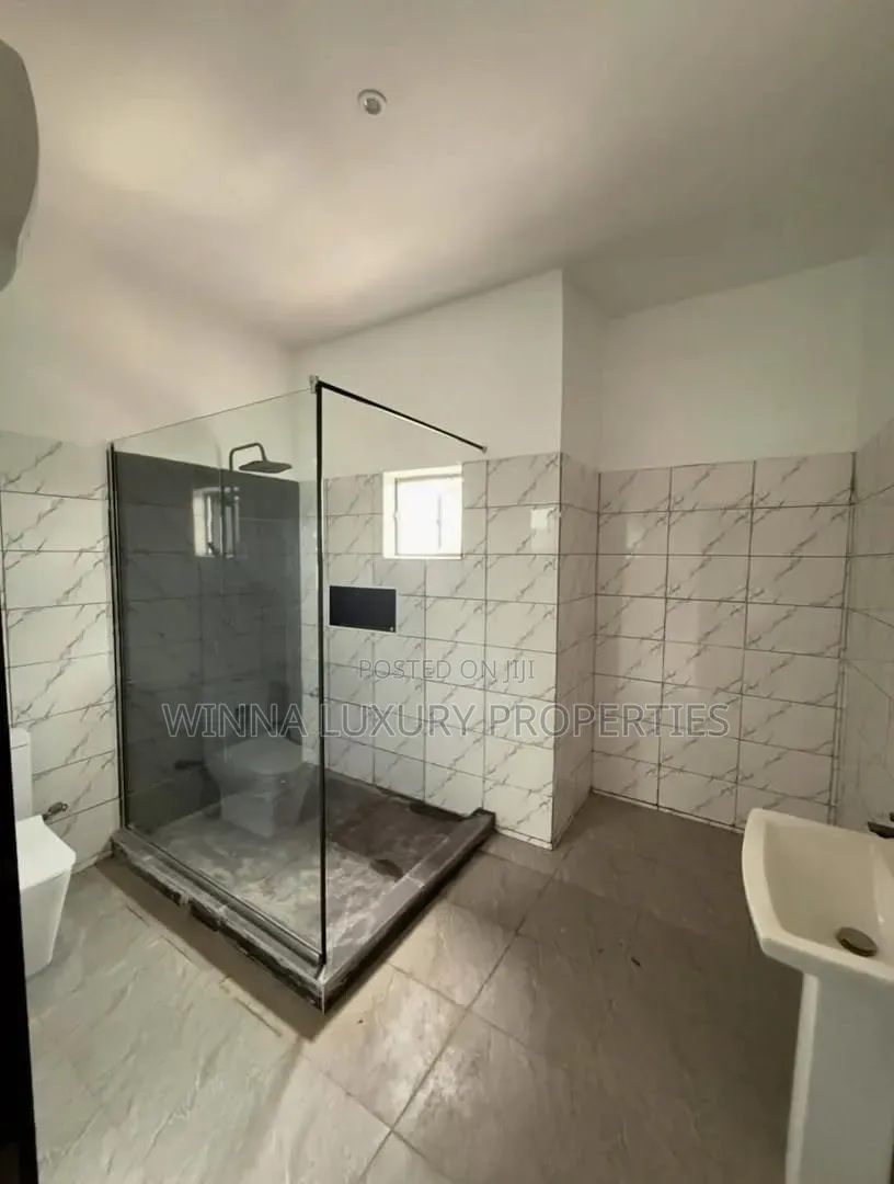 5bdrm Duplex in Guzape for rent in Guzape District