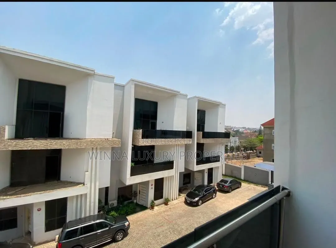5bdrm Townhouse / Terrace in Asokoro Main for rent in Asokoro