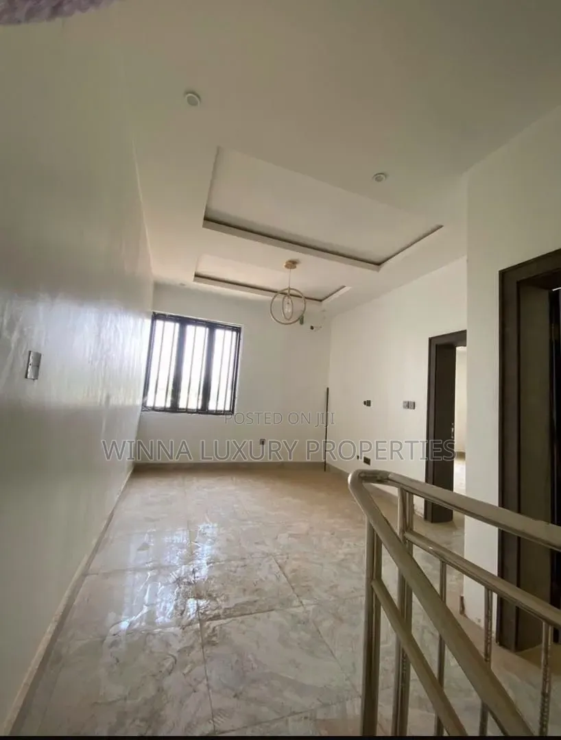 5bdrm Townhouse / Terrace in Asokoro Main for rent in Asokoro