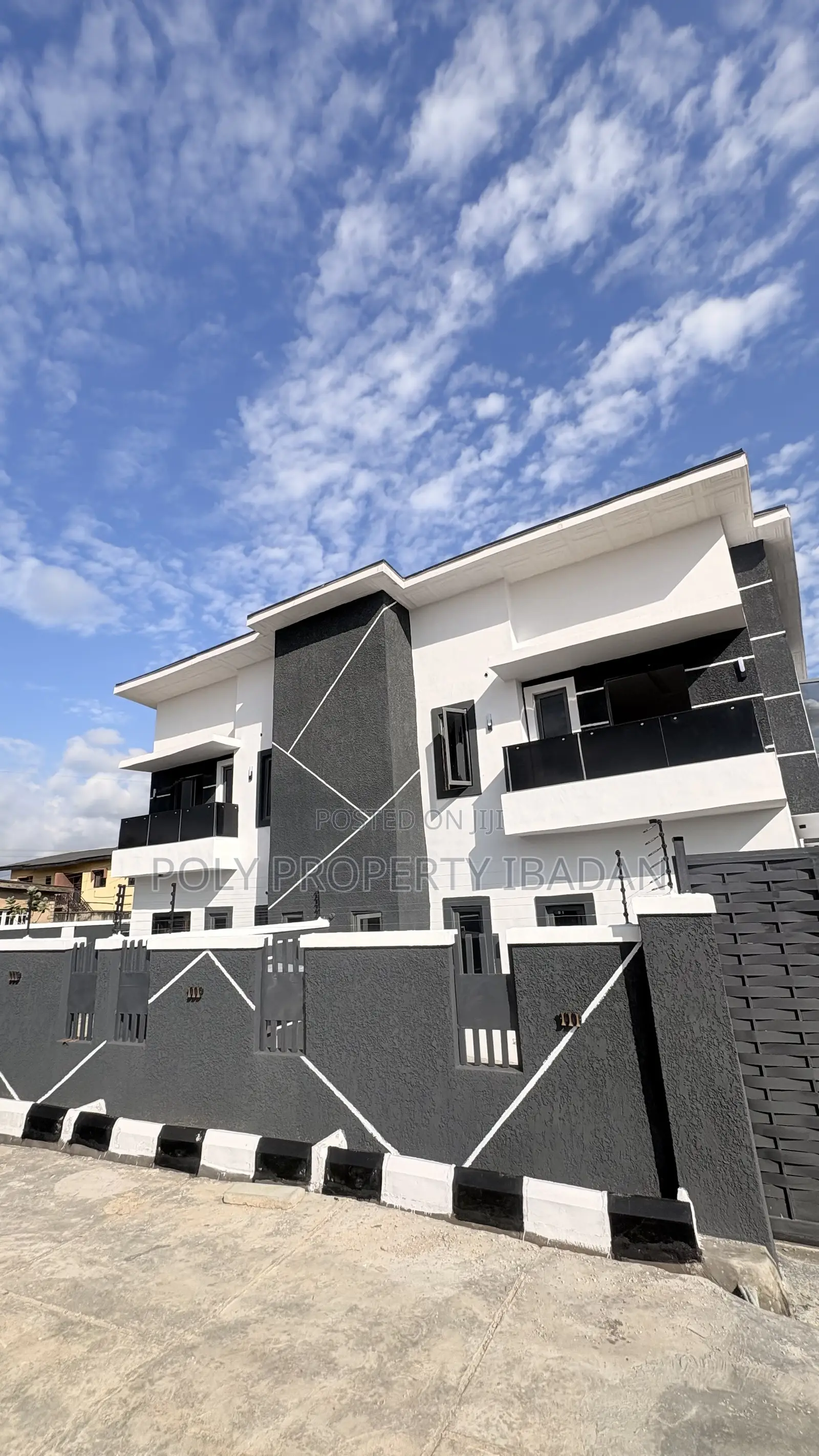 4bdrm Duplex in Ibadan for sale in Ibadan