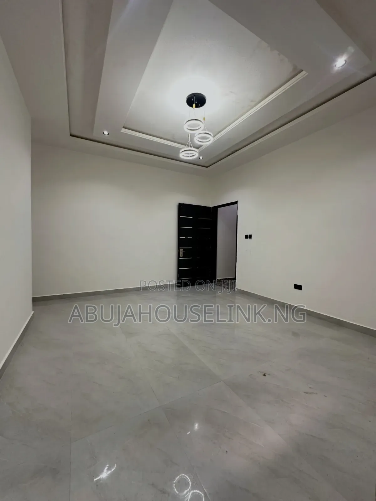 2bdrm Apartment in Guzape Main Abuja for sale in Guzape District