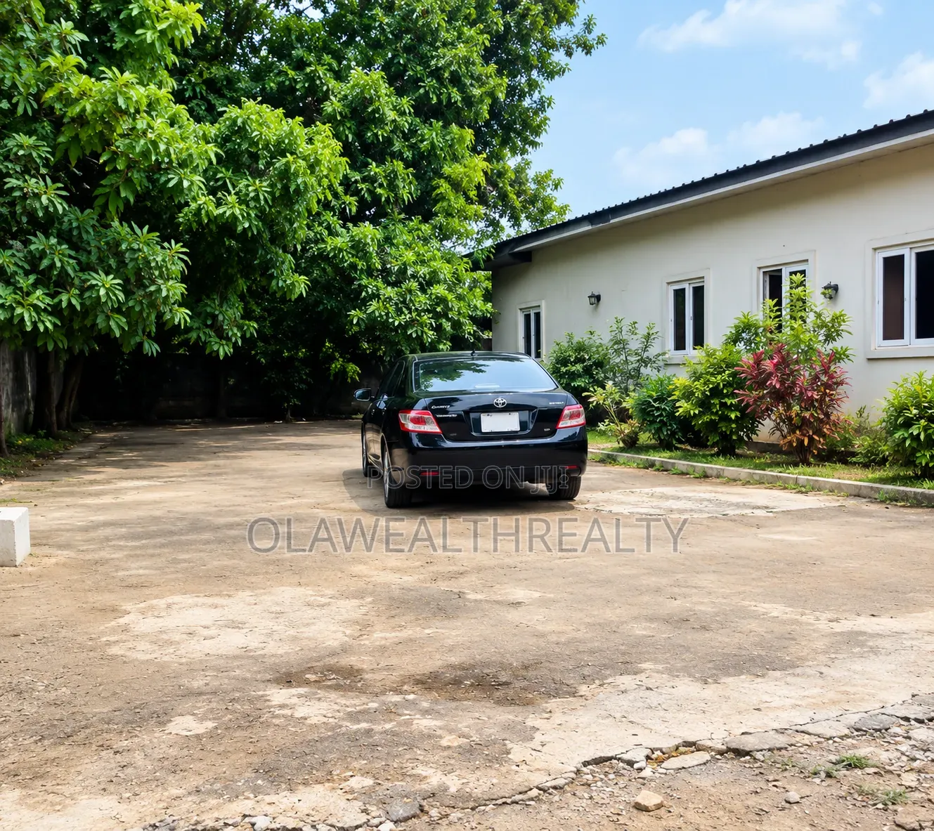 2,400sqm Residential Land at Utako in Utako