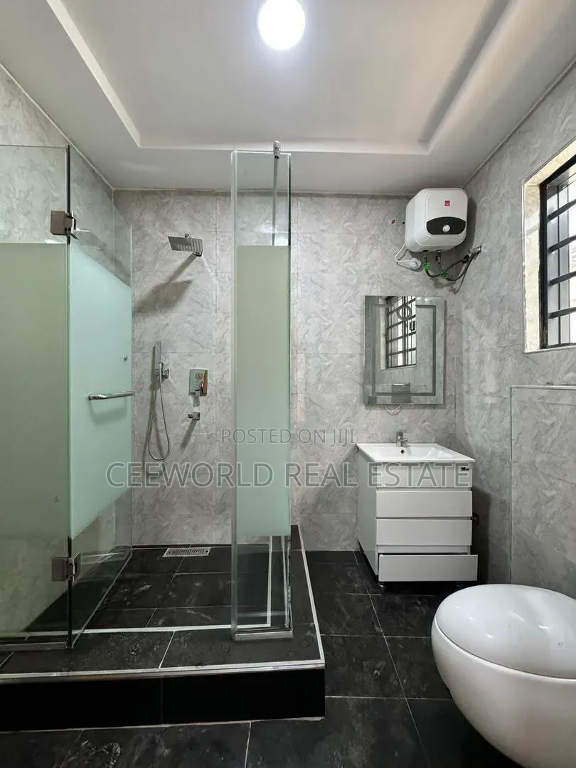4bdrm Duplex in Ikolaba Gra, Bodija for sale in Bodija