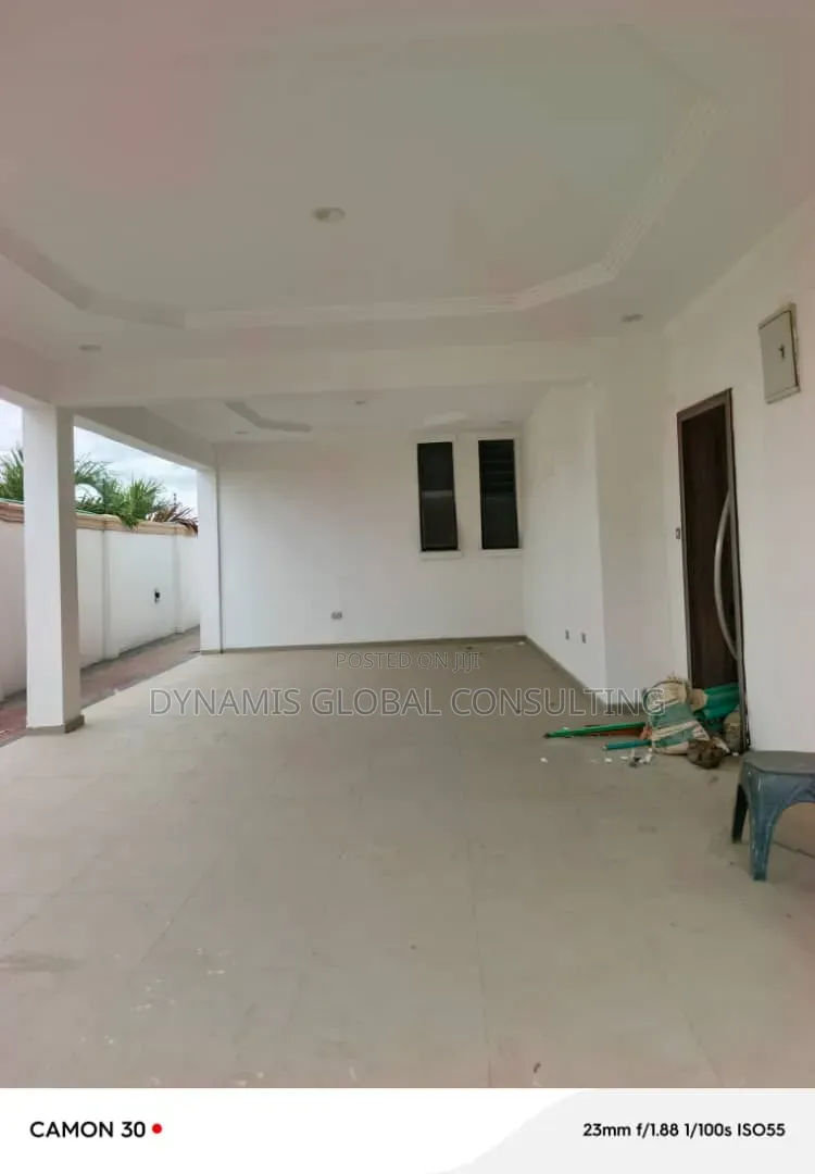 Furnished 5bdrm Duplex in Magodo Phase 2 Gra for sale in GRA Phase 2 Shangisha
