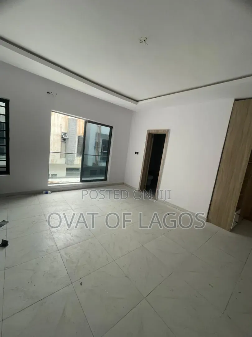 4bdrm Duplex in Orchid Road, Lekki Expressway for rent in Lekki Expressway