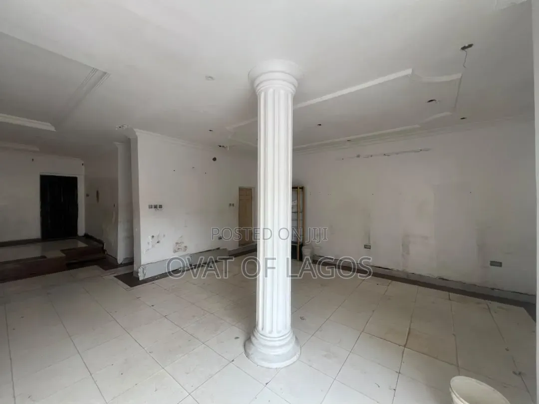 4bdrm Duplex in Lekki Phase 1 for rent in Lekki Phase 1