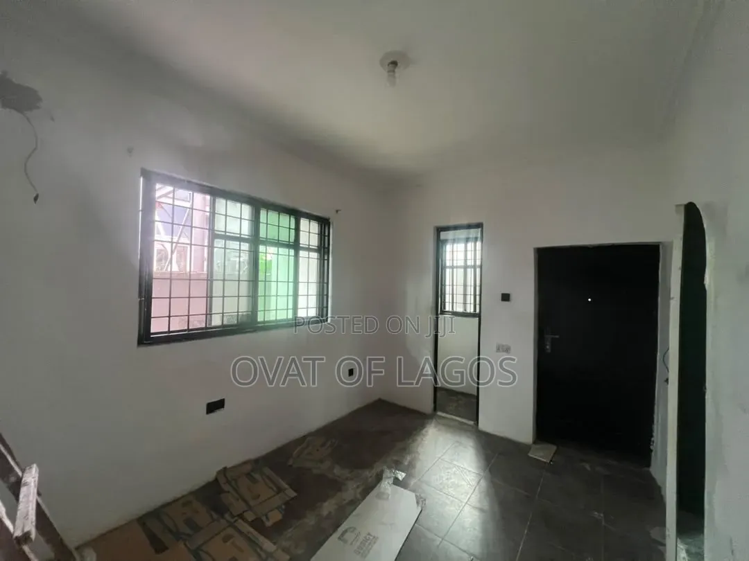 4bdrm Duplex in Lekki Phase 1 for rent in Lekki Phase 1