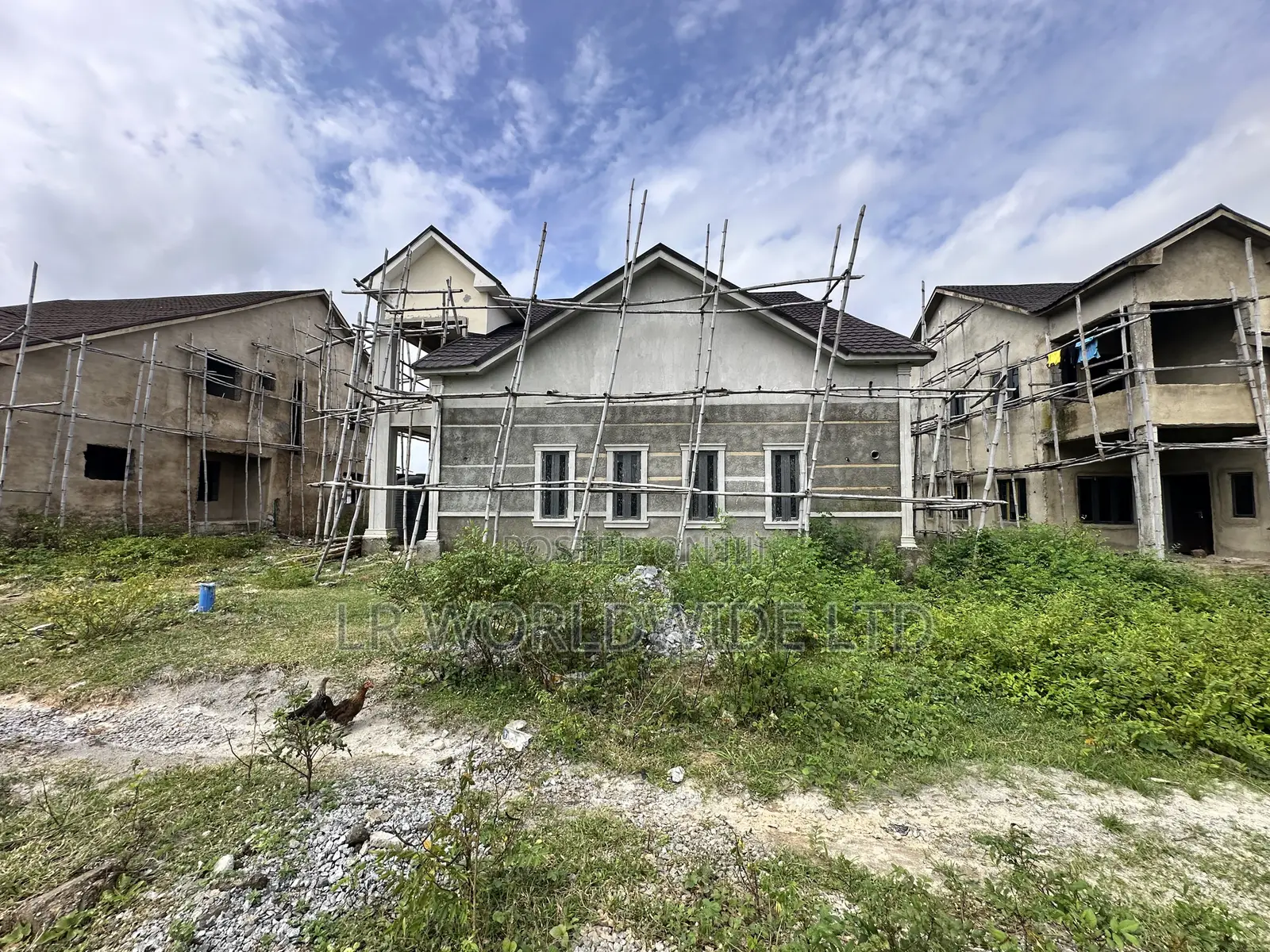 4bdrm Duplex in Lugbe District for sale in Lugbe District
