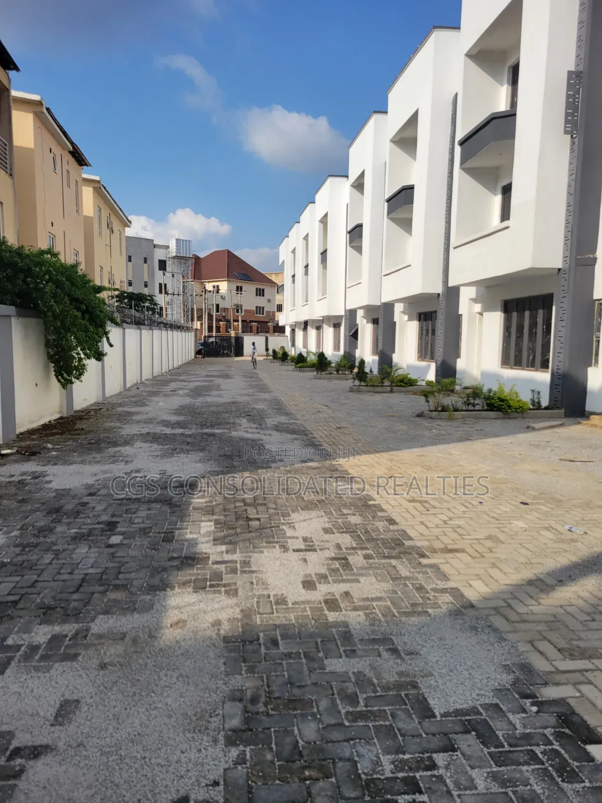 4bdrm Duplex in Jahi for sale in Jahi