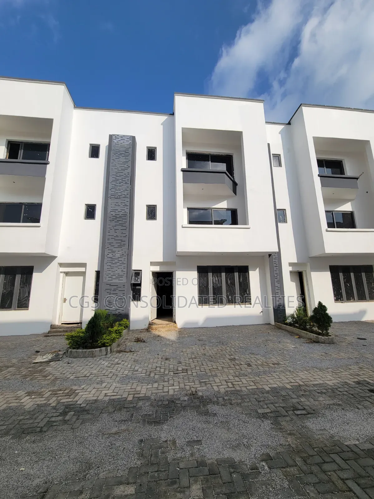 4bdrm Duplex in Jahi for sale in Jahi
