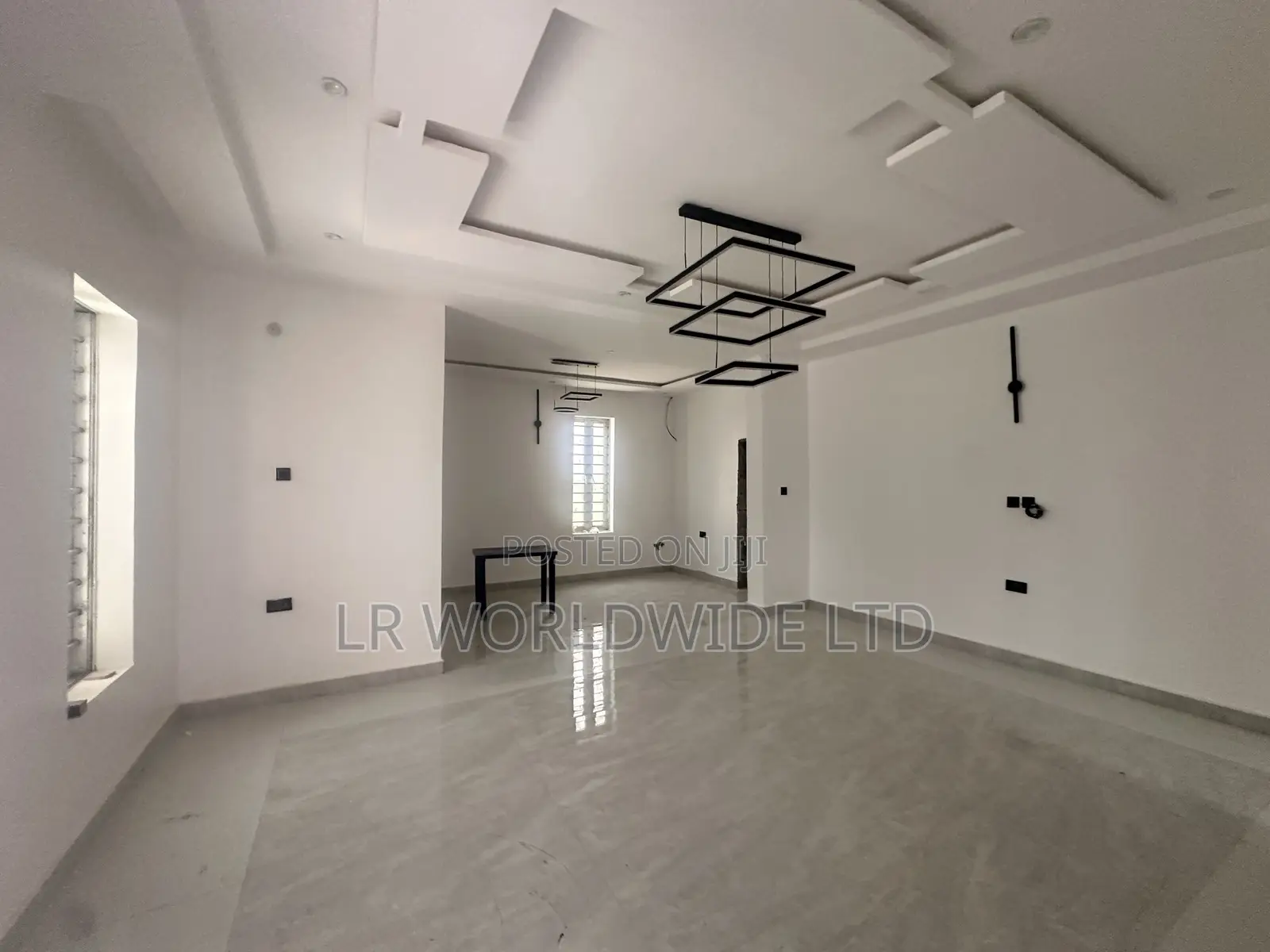 4bdrm Duplex in Lugbe District for sale in Lugbe District