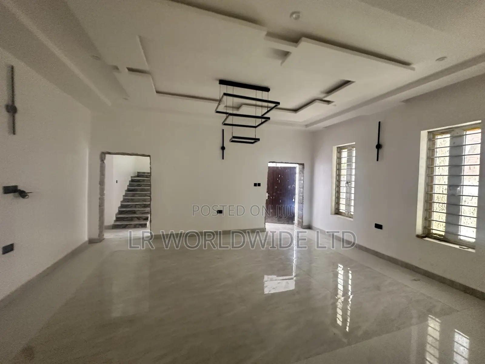 4bdrm Duplex in Lugbe District for sale in Lugbe District