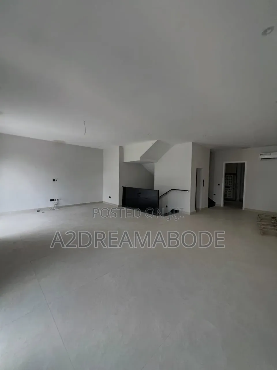 4bdrm Duplex in Ikoyi, Banana Island for sale in Banana Island